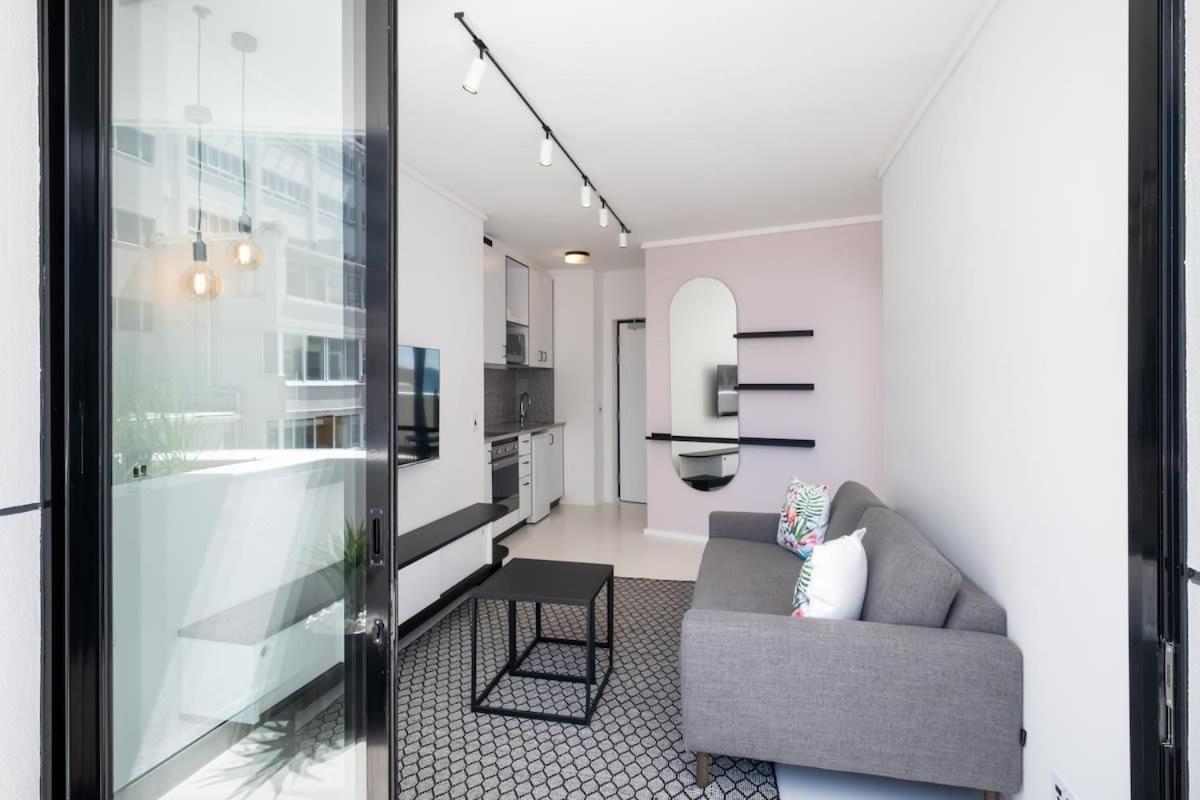 Flamingo 801 - Top Floor Sea Point Apartment With Daily Housekeeping Appartement