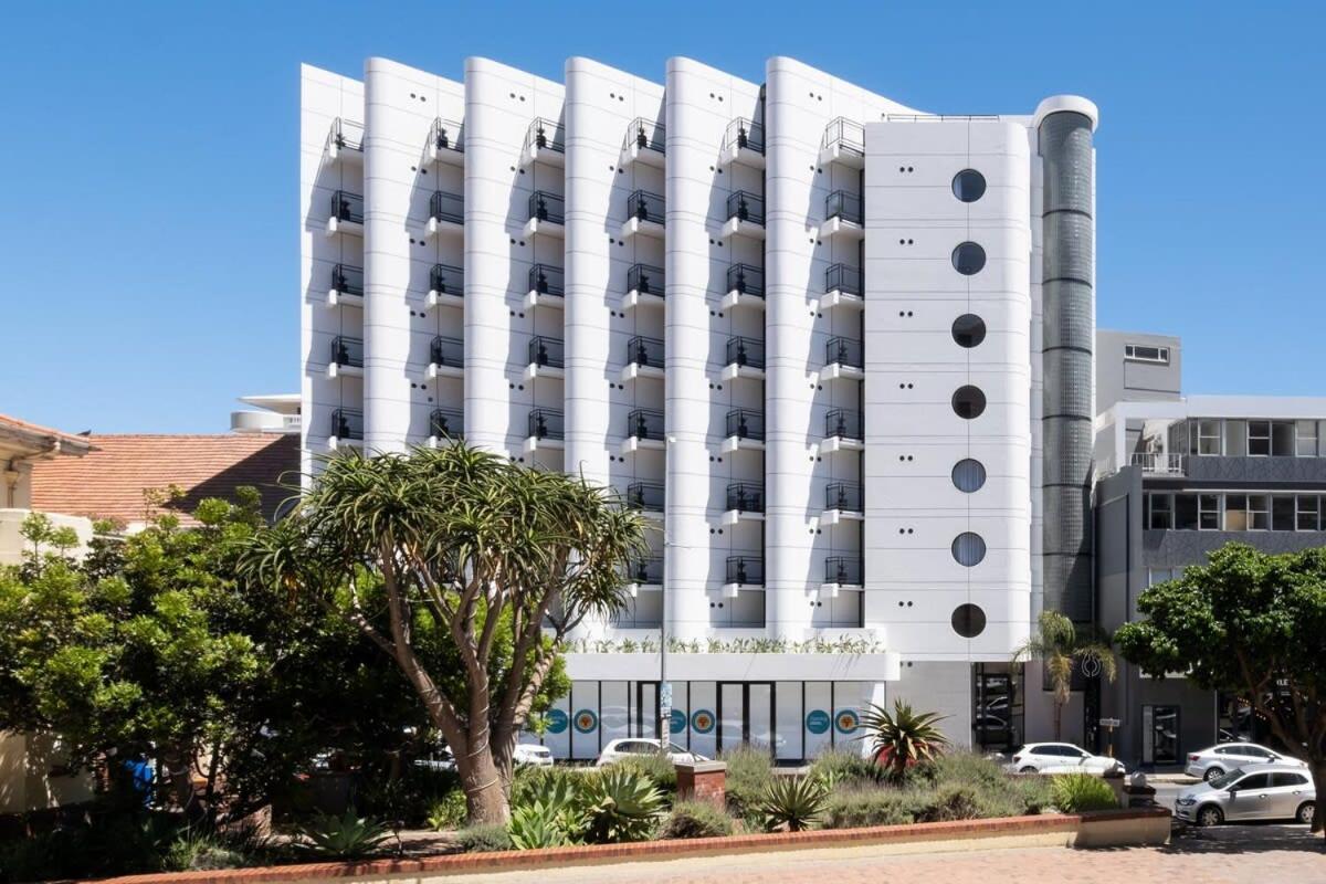 Appartement Flamingo 801 - Top Floor Sea Point Apartment With Daily Housekeeping *