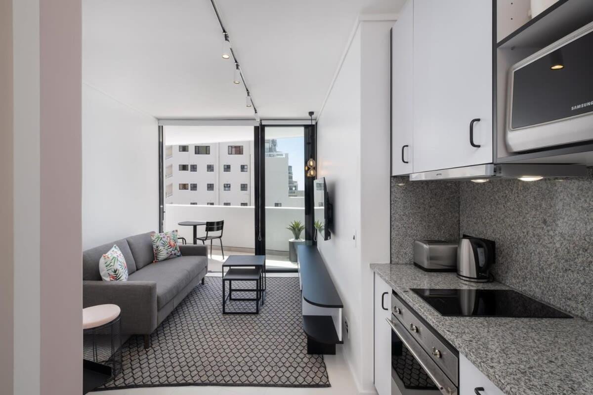 Flamingo 801 - Top Floor Sea Point Apartment With Daily Housekeeping Appartement *