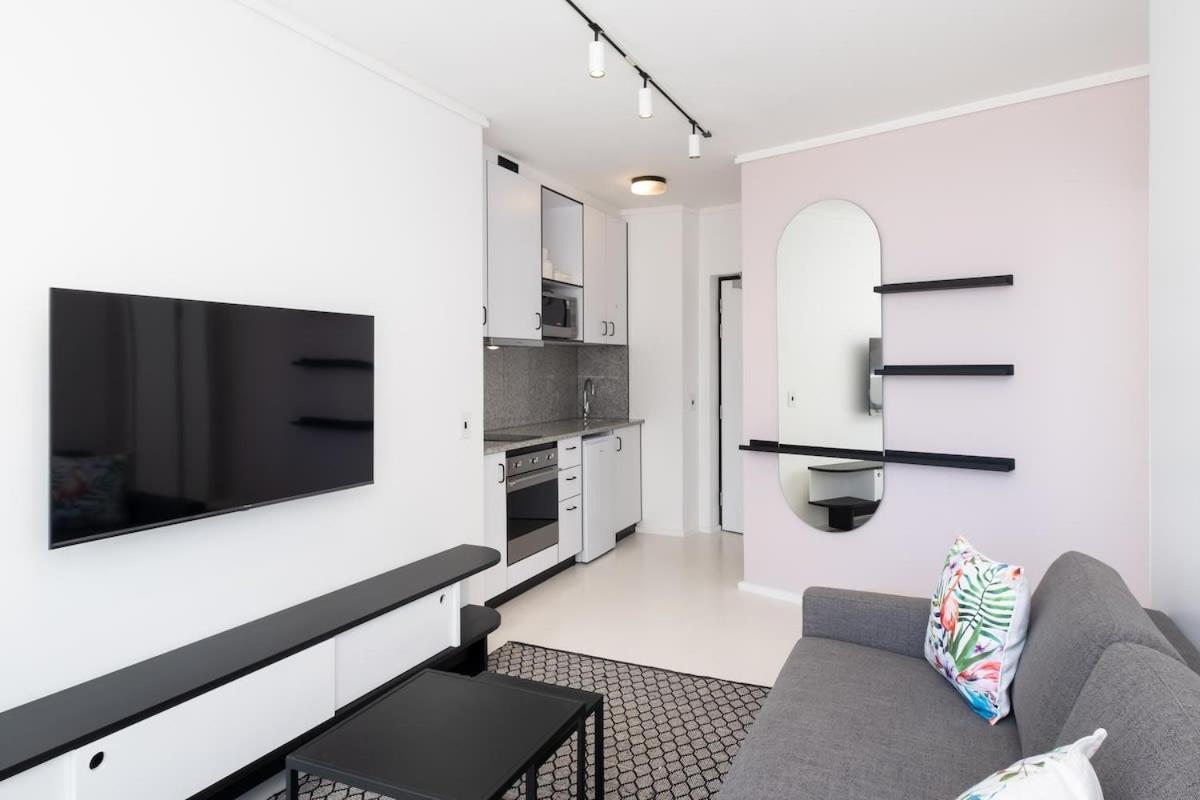 Flamingo 801 - Top Floor Sea Point Apartment With Daily Housekeeping Appartement Kaapstad